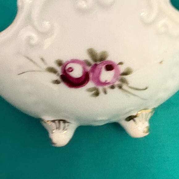 Vintage floral Porcelain Dish with Purple, Blue and Gold Accents - Picture 3 of 7
